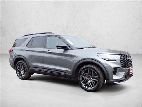 New 2026 Ford Explorer ST-Line w/ ST-Line Street Pack AWD/4WD image 6