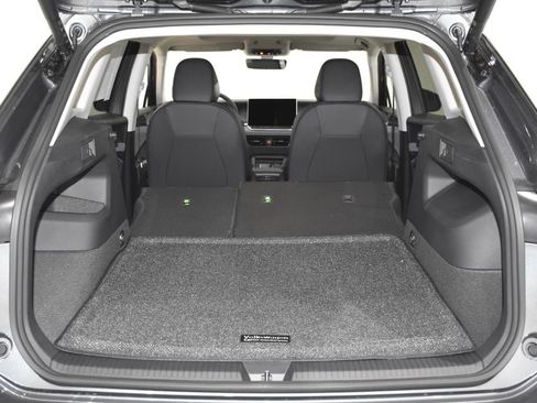 New 2026 Volkswagen Tiguan SE AWD/4WD image 30