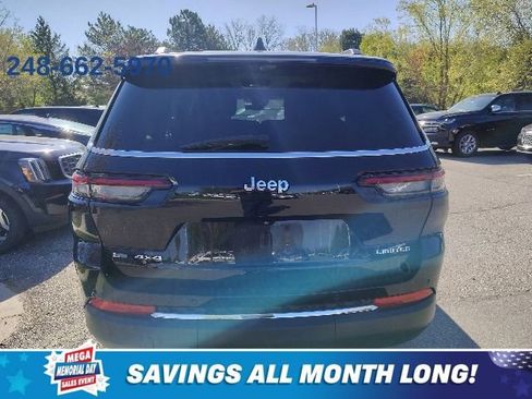 Used 2021 Jeep Grand Cherokee L Limited w/ Luxury Tech Group II AWD/4WD image 3