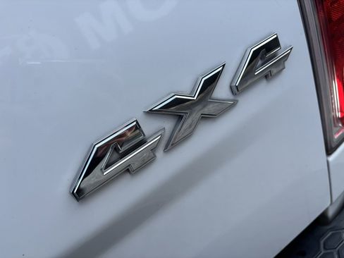 Used 2018 RAM 2500 Laramie w/ Protection Group image 11