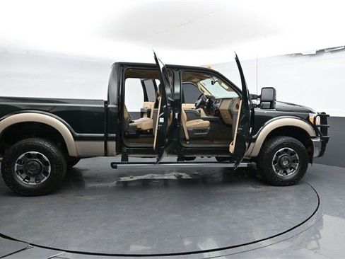 Used 2012 Ford F250 Lariat w/ Chrome Pkg image 34