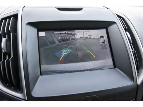 Used 2018 Ford Edge SEL w/ Equipment Group 201A FWD image 27