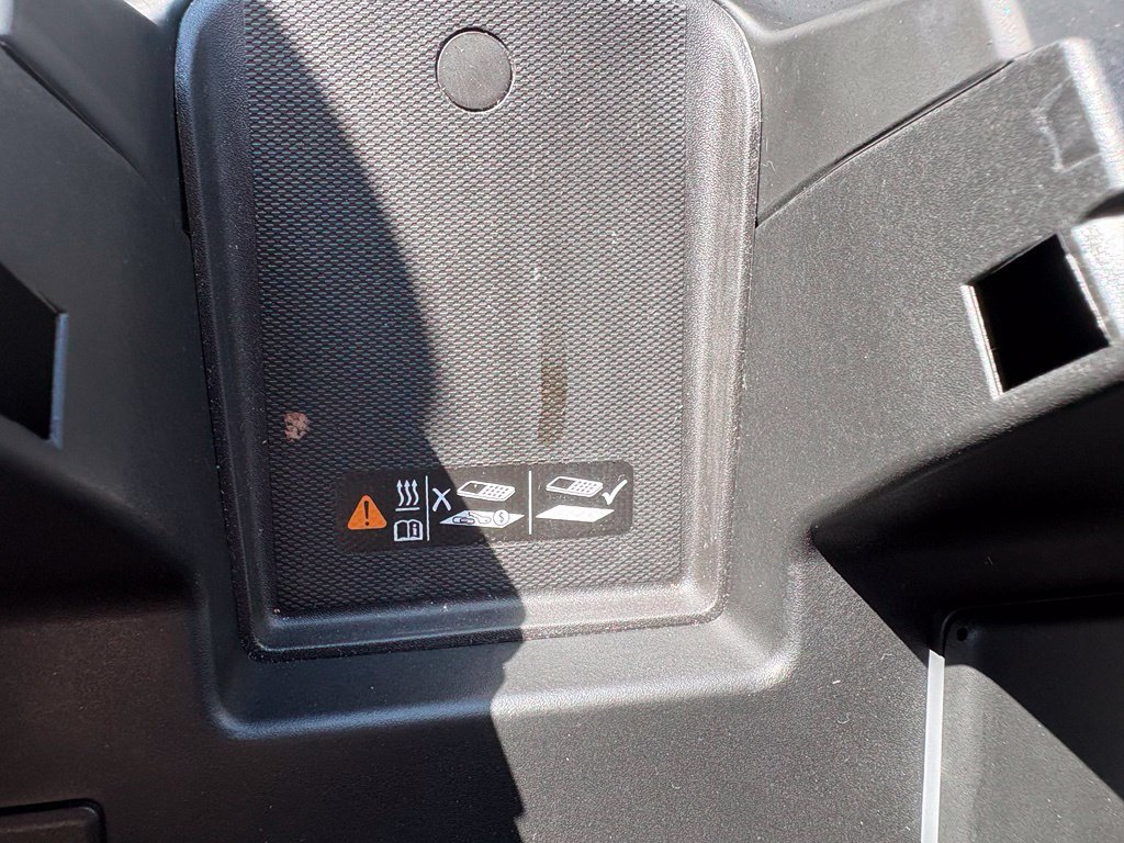 Used 2024 GMC Sierra 1500 Denali AWD/4WD image 30