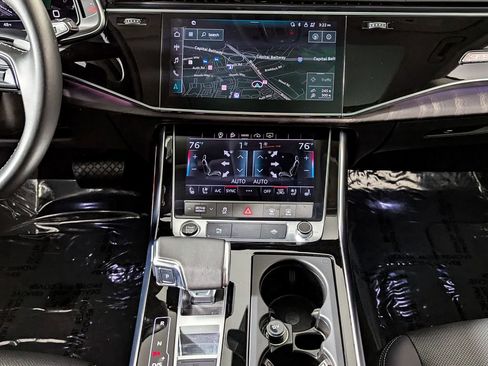 Used 2023 Audi Q8 Premium Plus w/ Premium Plus Package image 44