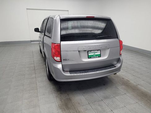 Used 2017 Dodge Grand Caravan SE w/ Power Window Group FWD image 6