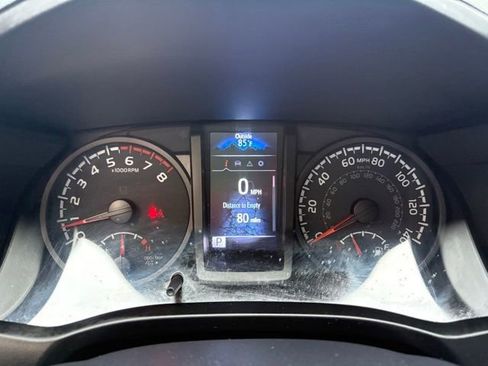 Used 2021 Toyota Tacoma SR w/ SR Convenience Package RWD image 16