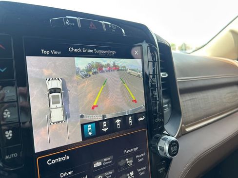 Used 2019 RAM 1500 Limited AWD/4WD image 18