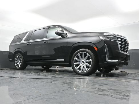 Used 2024 Cadillac Escalade ESV Premium Luxury Platinum AWD/4WD image 44