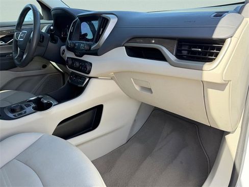 Certified 2022 GMC Terrain Denali image 16