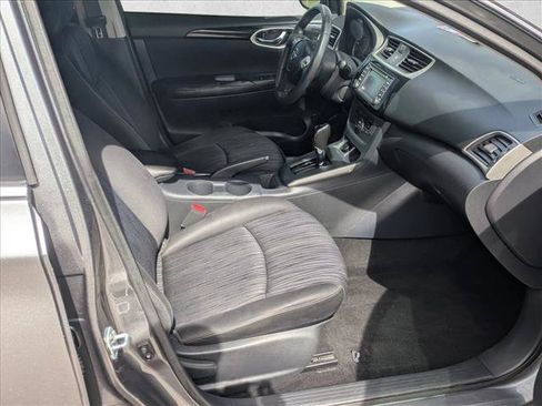 Used 2018 Nissan Sentra SV w/ Premium Package (P01) FWD image 19