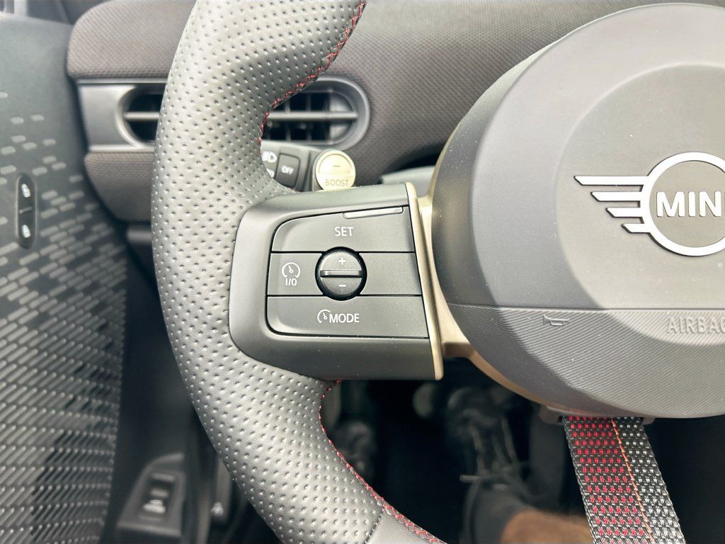 Used 2026 MINI Cooper S FWD image 11