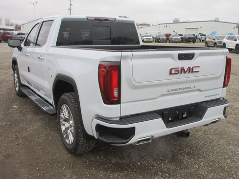 New 2026 GMC Sierra 1500 Denali image 9
