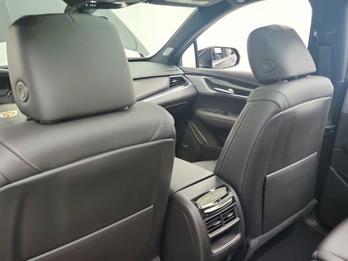 Certified 2024 Cadillac XT5 Premium Luxury w/ LPO, Floor Liner Package AWD/4WD image 26