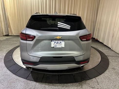Used 2024 Chevrolet Blazer LT FWD image 5