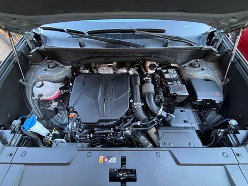 Used 2025 Hyundai Santa Fe SEL image 35