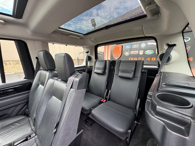 Used 2016 Land Rover LR4 HSE Silver Edition AWD/4WD image 42
