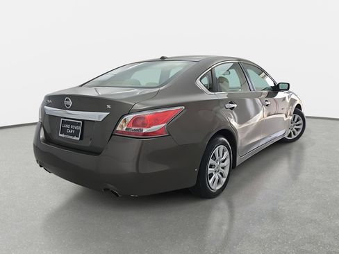 Used 2015 Nissan Altima 2.5 S w/ Power Driver Seat Package image 5