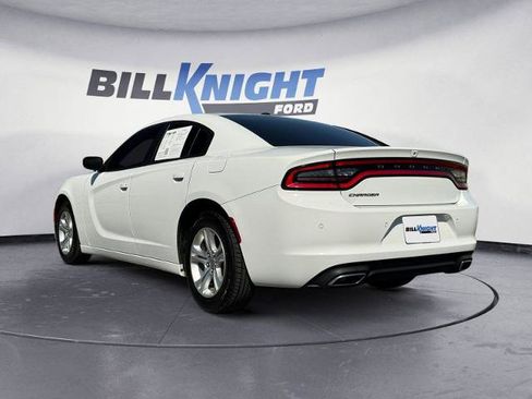 Used 2021 Dodge Charger SXT w/ Leather Interior Group RWD image 3