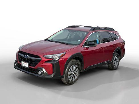 Used 2023 Subaru Outback Premium image 1
