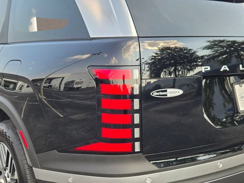 Used 2026 Hyundai Palisade SEL FWD image 10
