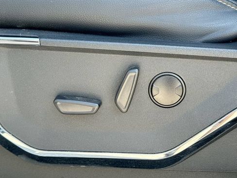 Used 2024 Ford F250 Lariat w/ Sport Appearance Package AWD/4WD image 12