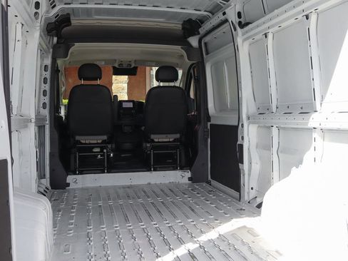 Used 2023 RAM ProMaster 2500 image 10