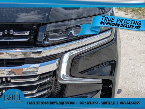 Used 2023 Chevrolet Tahoe Premier RWD image 9