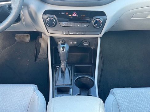 Used 2017 Hyundai Tucson SE image 14