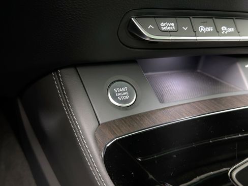 Certified 2025 Audi Q5 2.0T Premium Plus w/ Premium Plus Package image 27