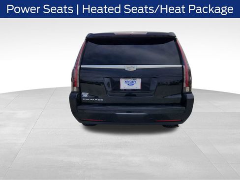 Used 2015 Cadillac Escalade ESV Premium image 4