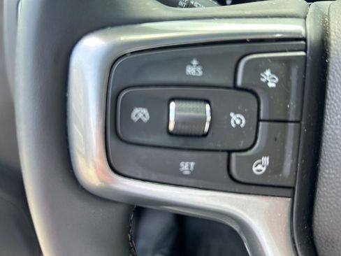 Used 2023 Chevrolet Suburban Z71 w/ Luxury Package AWD/4WD image 22