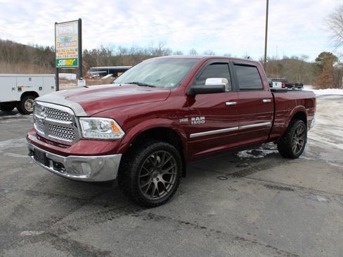 Used 2017 RAM 1500 Laramie w/ Convenience Group image 1