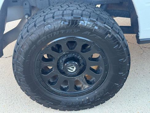 Used 2024 RAM 2500 Laramie AWD/4WD image 16