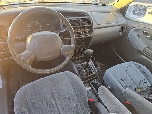 Used 2002 Suzuki XL7 Touring image 7