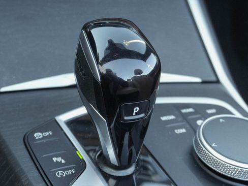 Certified 2023 BMW 430i Convertible w/ Premium Package image 29