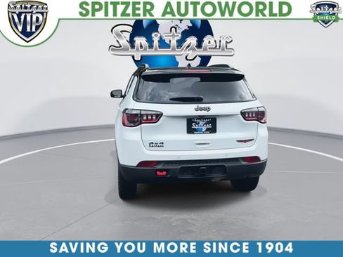 Used 2025 Jeep Compass Trailhawk w/ Trailer Tow Group AWD/4WD image 8