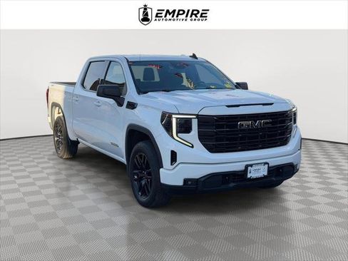 Used 2022 GMC Sierra 1500 Elevation w/ LPO, Elevation Black Package image 1
