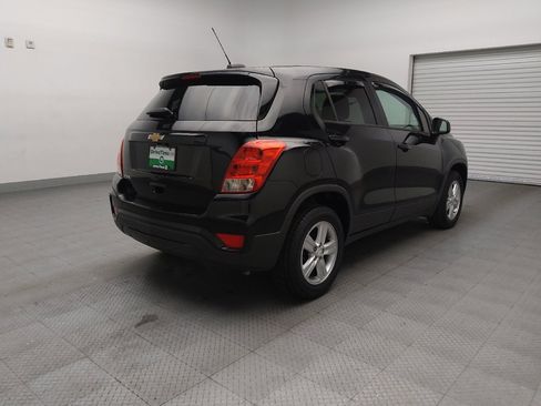 Used 2019 Chevrolet Trax LS w/ Tint and Cruise Package image 9