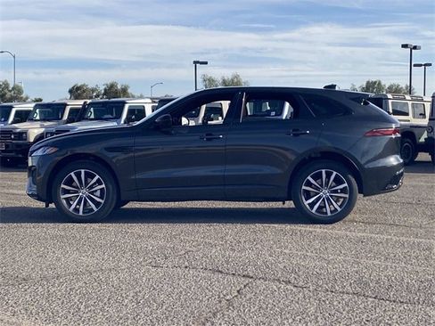 New 2025 Jaguar F-PACE R-Dynamic S image 20