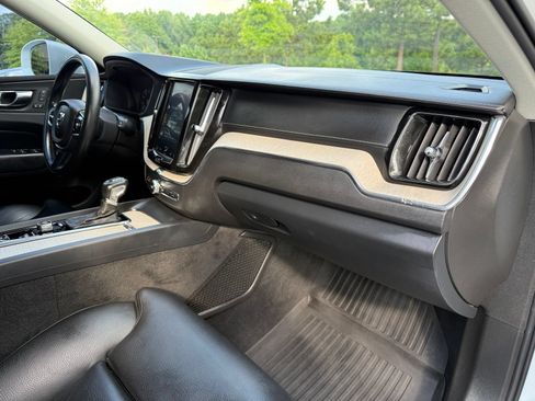 Used 2018 Volvo XC60 T6 Inscription w/ Convenience Package AWD/4WD image 24