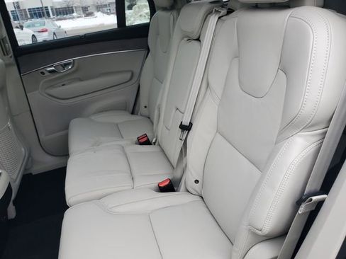 New 2026 Volvo XC90 B6 Ultra w/ Protection Package Premier AWD/4WD image 31