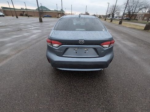 Certified 2022 Toyota Corolla LE image 4