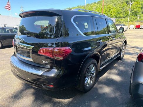 Used 2016 INFINITI QX80 4WD w/ Signature Edition Package image 10