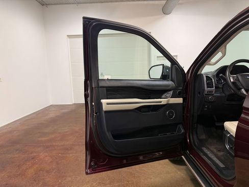 Used 2020 Ford Expedition Platinum AWD/4WD image 56