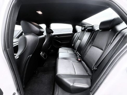 Used 2021 Honda Accord Sport image 18