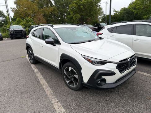 Used 2024 Subaru Crosstrek 2.5i Limited AWD/4WD image 19