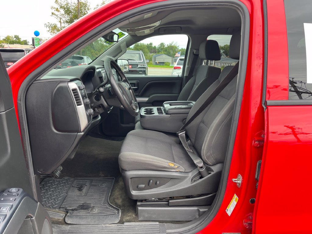 Used 2017 Chevrolet Silverado 1500 LT w/ All Star Edition AWD/4WD image 12
