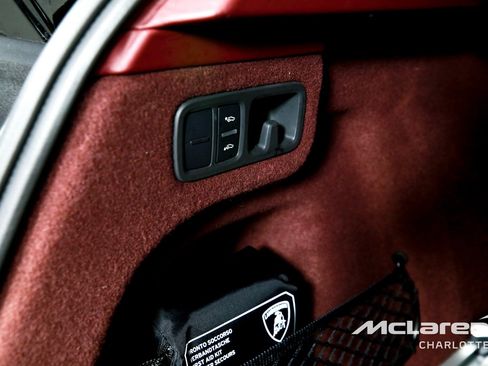 Used 2025 Lamborghini Urus S AWD/4WD image 24