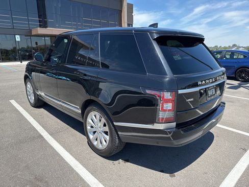 Used 2017 Land Rover Range Rover HSE AWD/4WD image 3