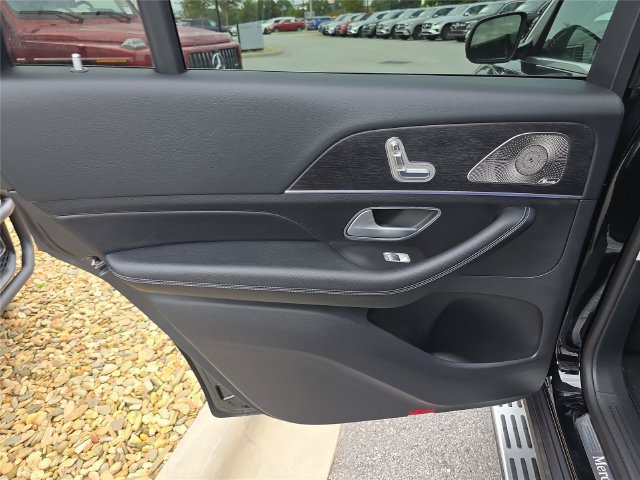 New 2026 Mercedes-Benz GLS 450 4MATIC image 12
